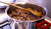 El plato típico de Castilla-La Mancha que no todo el mundo se atreve a probar: una receta rústica con hígado de cerdo