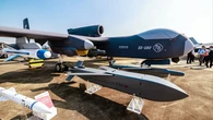 Este dron chino puede revolucionar la guerra: es capaz de lanzar 100 drones kamikazes 