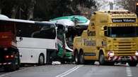 Continúan ingresados cuatro heridos del accidente de dos autocares en la Diagonal de Barcelona: uno sigue grave y en la UCI