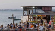 Soletes de verano: los nuevos 260 chiringuitos y terrazas que nos recomienda Guía Repsol para disfrutar del buen tiempo