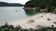 La playa conocida como el 'Caribe Gallego' poco masificada y con un precioso paseo marítimo
