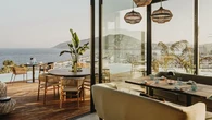 El restaurante de Ibiza que encabeza el ranking de los 50 mejores con terraza para disfrutar este verano