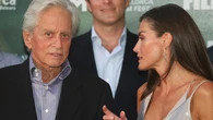Michael Douglas disfruta de San Sebastián y las fiestas de San Juan en Menorca convertido en 'don Miguel'