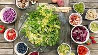 Cinco aliños originales para revolucionar tus ensaladas este verano