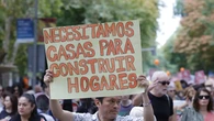 El doble lastre del parque español de viviendas sociales: la mitad de pisos protegidos que en la UE y trámites "tortuosos"