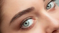 Despierta tu mirada: descubre los correctores de ojeras mejor valorados 