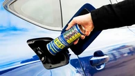 Cómo limpiar el motor con este aditivo barato para diésel para poder ahorrar combustible