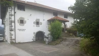 Josuren Etxea, una casa de reposo gratis para personas con ELA: "Tras morir nuestro hijo nos planteamos qué podíamos hacer"
