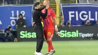 El final más amargo para Pepe Reina: se despide del fútbol con tarjeta roja