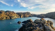 Parece Grecia, pero está en España: la playa que inspiró a Dalí y está a una hora de Barcelona