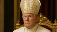 La reacción de un presbítero amigo de Francisco a la foto que Trump ha subido como Papa: "Banal, ridícula e insultante"