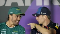 Alonso tira de las orejas a Red Bull por Verstappen: "Hay que darle un coche que le permita luchar"