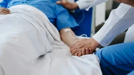 Una combinación de terapias reduce el riesgo de regreso del cáncer de colon resistente hasta en un 50%
