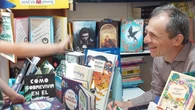 Pedro Duque publica 'Viajes espaciales' o cómo hablar a los niños del espacio: "Me gustaría vivir allí y ver todos los días la tierra"