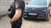 Le pillan robando, agrede al encargado y le amenaza con una barra de hierro en Murcia: ya ha sido detenido