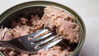 El aperitivo fácil y saludable que puedes preparar en 10 minutos con una lata de atún