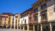 Uno de los pueblos más bonitos de España está en Huesca: yacimientos arqueológicos y casas sacadas de un cuento