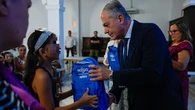 El Ayuntamiento de Sevilla abre el plazo para solicitar mochilas y material escolar gratuito
