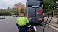 Inmovilizan un bus con 39 menores después de que el conductor diera positivo en cocaína