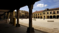 La localidad de Zamora con restos de muralla, una bonita plaza mayor y muchas iglesias históricas