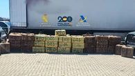 Detenido un conductor en Ibiza por embarcar en un ferry con dos toneladas y media de hachís ocultas dentro de su camión 