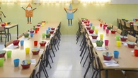 Las becas comedor de Madrid beneficiarán a más menores y se recibirán desde el primer trimestre
