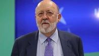 Tezanos ve muy "mermadas" las opciones del PSOE de volver a gobernar si sigue el choque entre Sumar y Podemos
