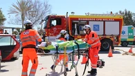Un evacuado al hospital con quemaduras tras estallar una bombona en un piso de Vélez-Málaga
