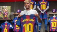 Lamine Yamal arranca su etapa como '10' del Barça con un objetivo: "Falta ganar la Champions"
