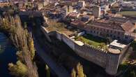 El pueblo de Soria junto al río Duero y con una muralla del siglo XII