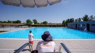 Las piscinas de Orcasitas y Vallecas abren en junio y Peñuelas, Moscardó, Aragonés y Vicente del Bosque, en julio