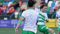La historia más surrealista del inicio de la Champions: sale a jugar con el dorsal escrito a boli en la camiseta
