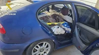 Un conductor de un Seat León, detenido por sobrecarga de hasta 700 kilos en las plazas traseras