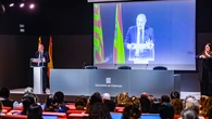 La Delegación del Gobierno en Catalunya prevé regular a 200.000 inmigrantes en dos años
