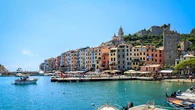 Las otras Cinque Terre: pueblos de casas de colores y ambiente mediterráneo que escapan del turismo de masas