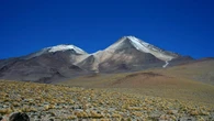 Así es el volcán 'zombi' de Bolivia: lleva dormido 250.000 años y ahora está teniendo actividad sísmica