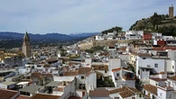 El pueblo de Málaga que ha convertido su núcleo histórico en una oda al amor con el rincón del beso