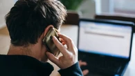 La Guardia Civil alerta de la estafa del 'buen empleado': así intentan manipularte emocionalmente