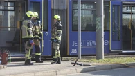 Un hombre rocía de gasolina y prende fuego a una mujer en un tranvía en Alemania