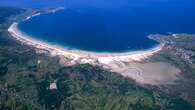 Una de las mejores playas de España está en Galicia: agua cristalina, arena dorada y perfecta para ir en verano