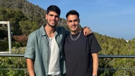 Alcaraz disfruta en Ibiza junto a Sergio Reguilón con el objetivo de repetir la fórmula que le llevó al éxito