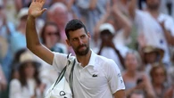 Djokovic no da su brazo a torcer tras ser arrollado por Sinner: "No planeo acabar hoy mi carrera en Wimbledon, espero volver"