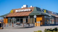 La sorpresa de una española al ver lo que venden en los McDonald's en Filipinas: "Es raro, pero no está malo"