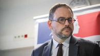 Un exministro de Macron se presenta como candidato por el Nuevo Frente Popular