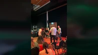 La llamativa manera de un grupo de neozelandeses de bailar reguetón: "Lo lleva en la sangre, solo falta que circule"