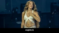 Lola Índigo 'incendia' Madrid con el 'look' más chic de su concierto: con perlas y transparencias