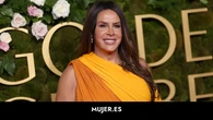 Karla Sofía Gascón sorprende con su vestido con capucha: "Diré que ella era Kylie Minogue"