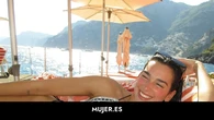 Dua Lipa brilla en Palma con el bikini 'old money' más cañero de sus vacaciones en España