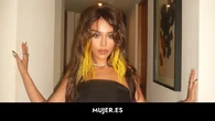 Danna Paola celebra sus 30 años y desvela cómo se lleva el bikini al revés 