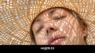 El 'stick' milagroso que siempre llevo en el bolso: ilumina e hidrata el rostro y tiene SPF50